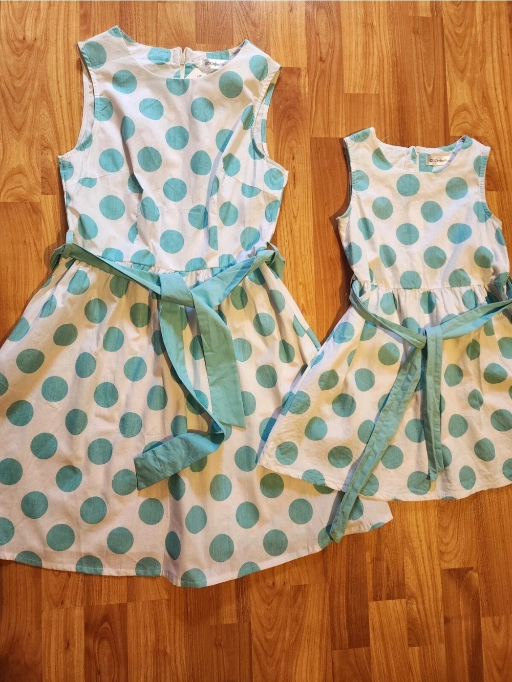 Mommy & Me matching dresses set. Women size S, Girl size 5-6. NWT